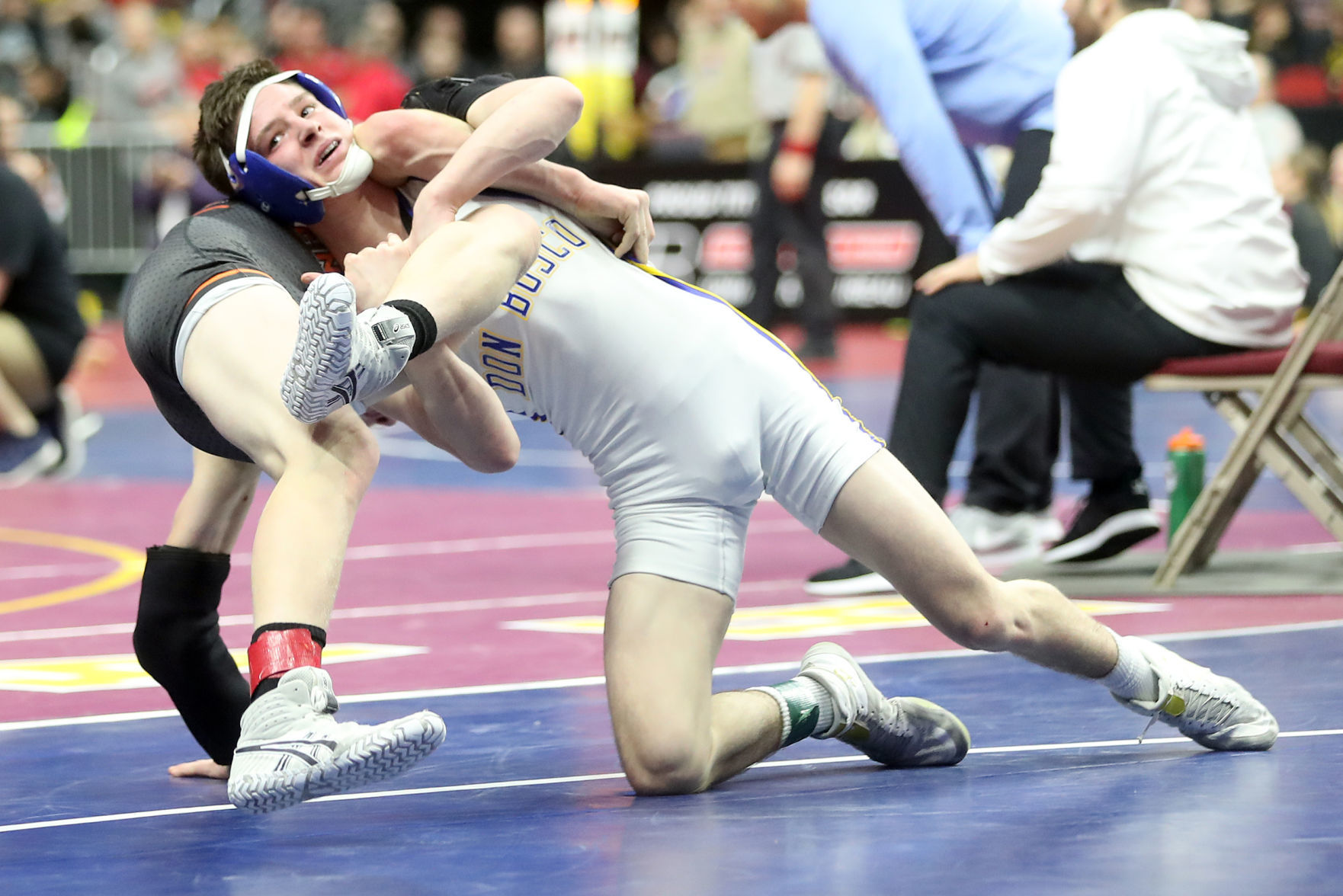 022020bp-state-wrestle-1a-05